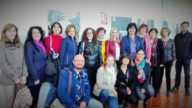 La exposición Cuída-T recoge la experiencia de las adolescentes que participaron en el programa de prevención de violencia en el noviazgo - 1, Foto 1