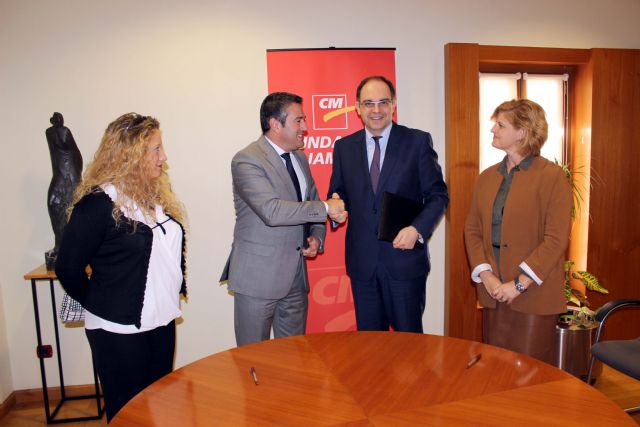 La Fundación CajaMurcia suscribe convenio de colaboración con el Ayuntamiento de Alcantarilla - 1, Foto 1