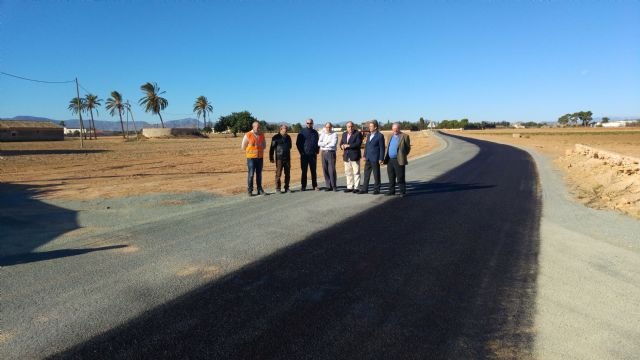 Fomento renueva el firme de la vía que conecta las pedanías cartageneras de La Aparecida y Los Salazares para mejorar la circulación - 1, Foto 1
