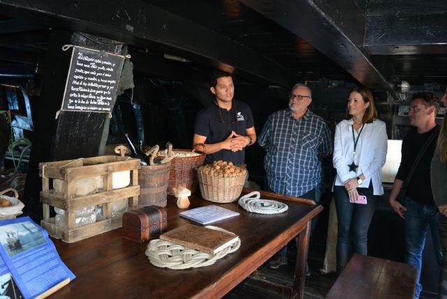 La Nao Victoria, réplica de uno de los navíos más famosos de la historia, llega al puerto de Águilas - 2, Foto 2