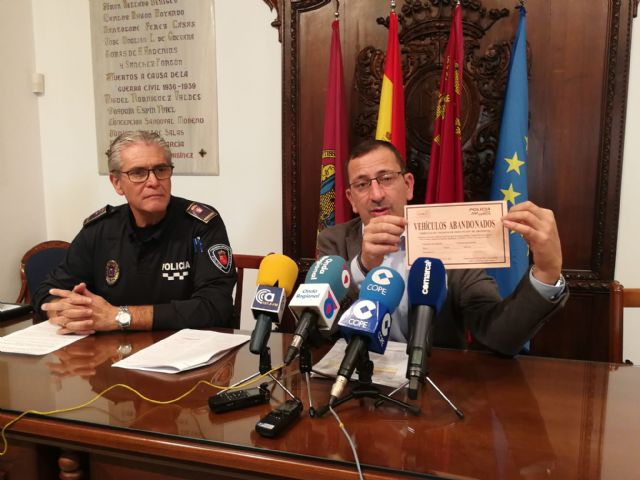 La Concejalía de Seguridad Ciudadana pone en marcha un nuevo protocolo de actuación para acabar con el abandono de vehículos en Lorca - 1, Foto 1
