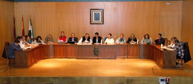 El Pleno fija el tipo impositivo del IBI urbano en 0,67 y el rústico en 0,74 - 1, Foto 1