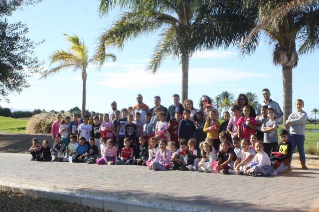 Alumnos del colegio “Joaquín Carrión” de San Javier se inician en el golf - 2, Foto 2