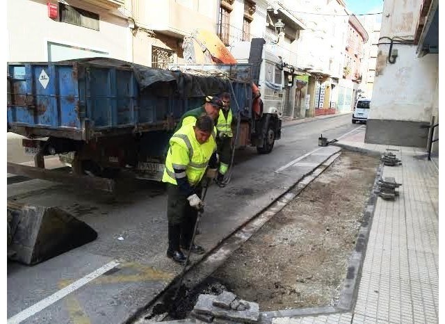 Se inicia el procedimiento para licitar las obras de reposición del pavimento en calles del casco urbano y caminos rurales, Foto 2