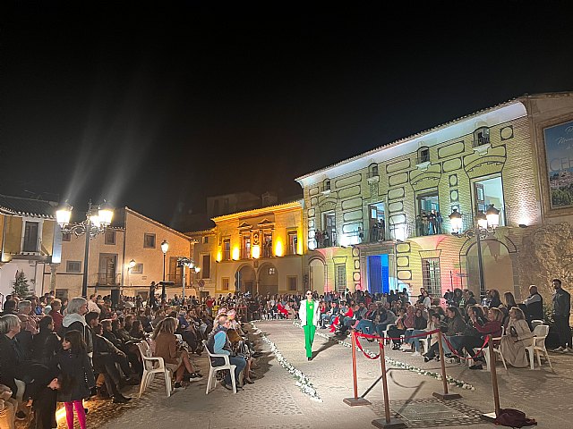 La Plaza del Castillo de Cehegín escenario de la moda del comercio - 1, Foto 1