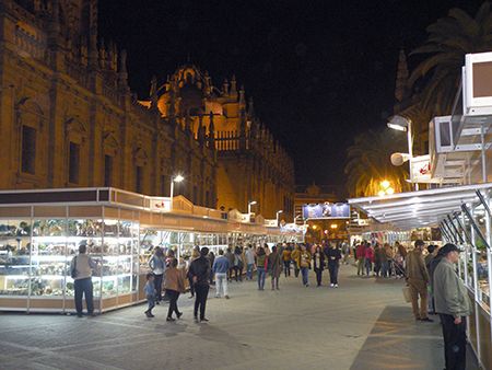 Arranca la XXIX edición de la Feria del Belén de Sevilla que se celebra un año más junto a la Catedral y al Archivo de Indias hasta el próximo 23 de diciembre con el apoyo del Ayuntamiento hispalense - 4, Foto 4