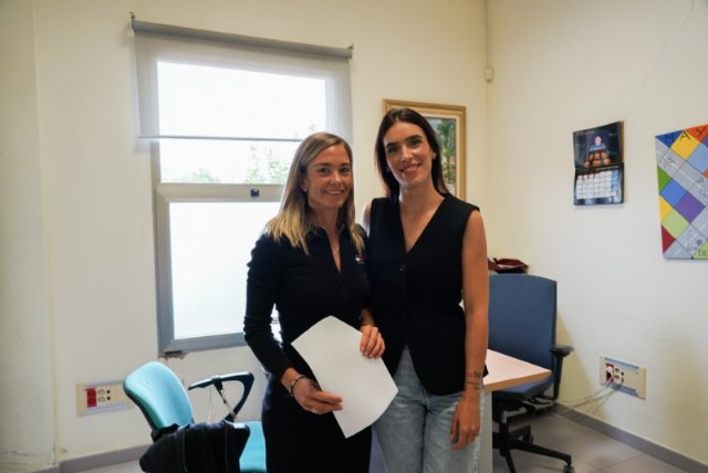 El Ayuntamiento de Alhama de Murcia y la Federacin de Atletismo de la Regin de Murcia firman un convenio de colaboracin, Foto 1