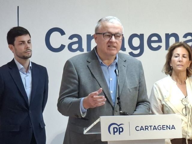 El PP exige explicaciones al Gobierno de Sánchez por las ilegalidades cometidas en la instalación del campamento para inmigrantes en el Hospital Naval de Cartagena - 2, Foto 2
