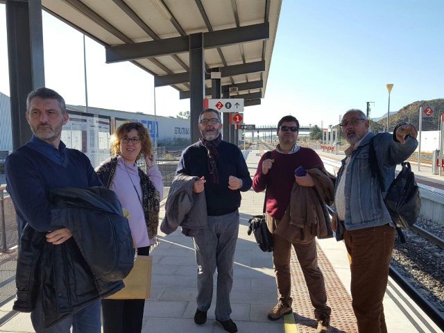 Podemos exige que los Cercanías no se vean afectados por el AVE - 1, Foto 1