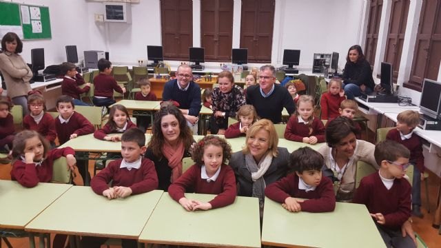 La Comunidad lanza una campaña contra el uso sexista del juguete para las compras de Navidad - 1, Foto 1