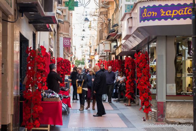 Bailes, talleres y un mercadillo navideño invitan a comprar en los comercios del Area de San Fernando - 1, Foto 1