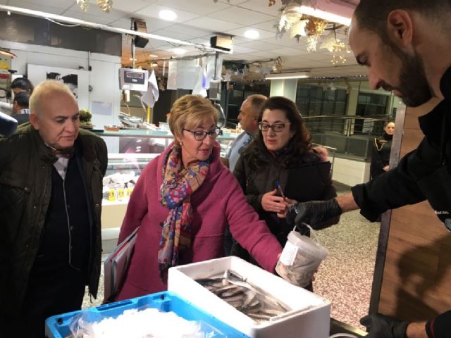 Se refuerzan los controles sanitarios de cara a la campaña de venta de productos navideños en Plazas, Mercados y grandes superficies - 1, Foto 1
