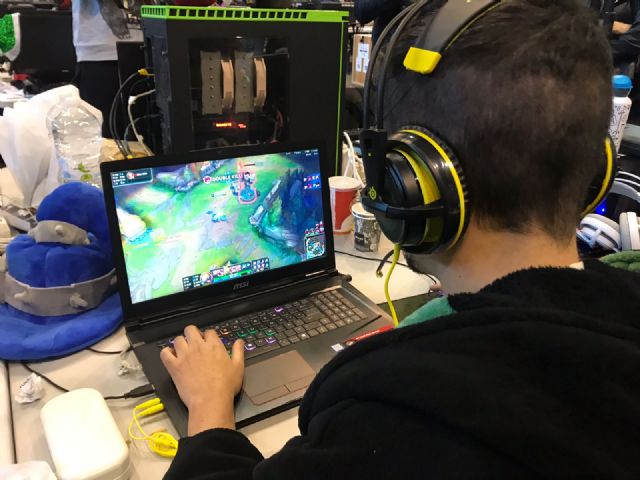 Más de mil jóvenes disfrutarán hasta el domingo de 94 horas ininterrumpidas de conexión a internet de 10 GB - 4, Foto 4