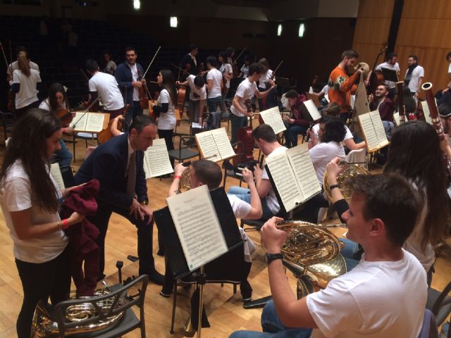 Los músicos de la Orquesta de Jóvenes de la Región de Murcia comienzan sus ensayos y talleres en el Auditorio regional - 2, Foto 2