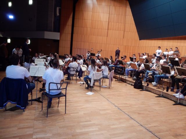Los músicos de la Orquesta de Jóvenes de la Región de Murcia comienzan sus ensayos y talleres en el Auditorio regional - 4, Foto 4