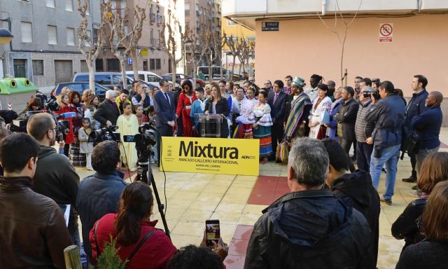 El mercado gastronómico y artesanal internacional Mixtura desembarca en el barrio del Carmen - 1, Foto 1