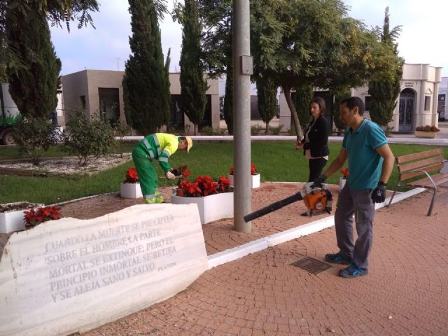 La Concejalía de Cementerios continúa desarrollando actuaciones de mejora en el camposanto municipal - 1, Foto 1