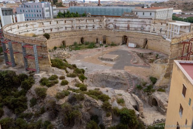 Arrancan las obras para iniciar la excavación del Anfiteatro Romano - 1, Foto 1