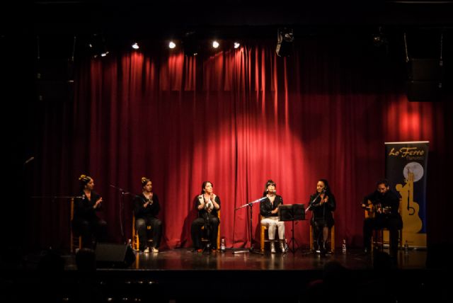 Las Hermanas Barba derrochan alegría y flamencura navideña en Lo Ferro - 1, Foto 1