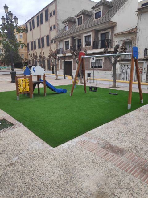 El Ayuntamiento de Molina de Segura finaliza las obras de remodelación de la Plaza Eduardo Linares, en el Barrio Centro, con una inversión municipal de 14.177,20 euros - 3, Foto 3