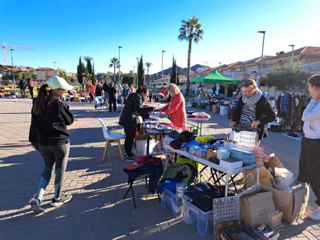 La Junta Municipal del Residencial Las Jardines lleva a cabo la VII edición de Vacía los trasteros - 1, Foto 1