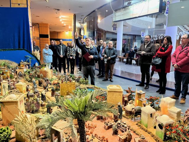 El Belén municipal 2023v abre sus puertas en el Centro Comercial Águilas Plaza - 2, Foto 2