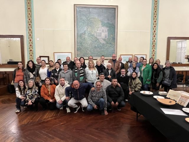 AFEMAC anima a regalar arte por Navidad - 2, Foto 2