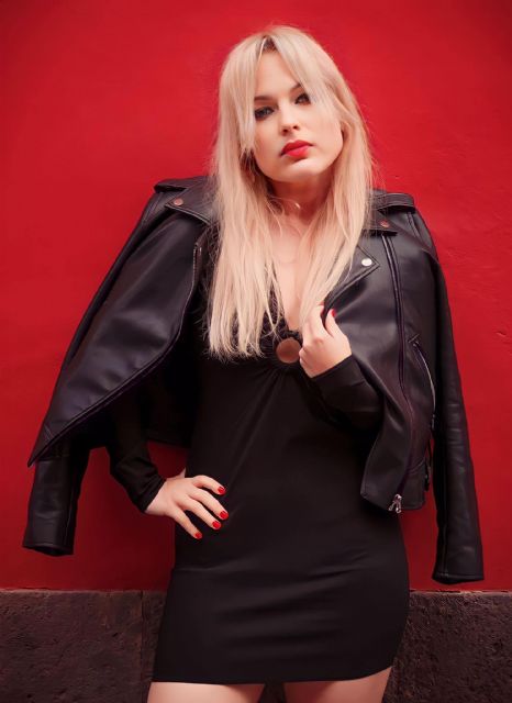 Una modelo que surgió de la educación y la novela: Romina Naranjo - 2, Foto 2