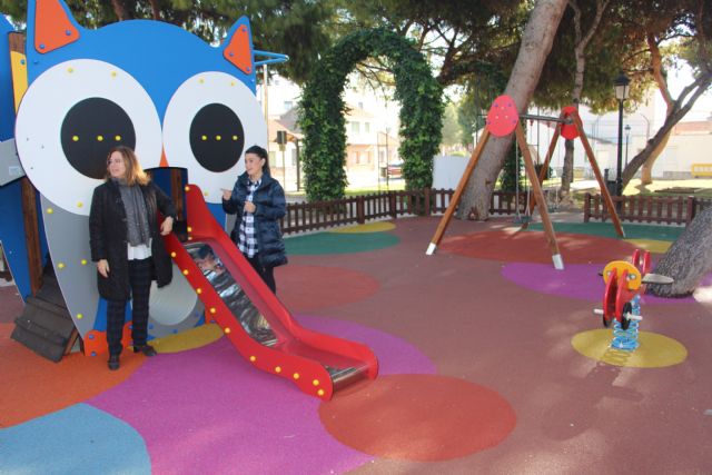 El Ayuntamiento de San Pedro del Pinatar reforma parques y zonas infantiles - 2, Foto 2