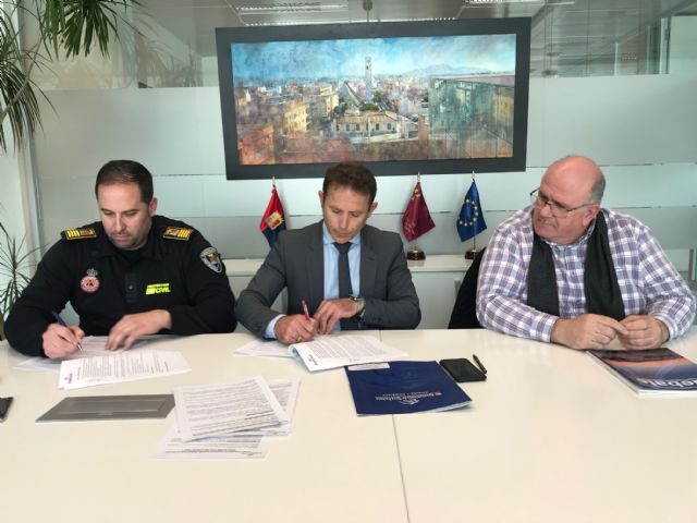 El Ayuntamiento de Torre Pacheco firma un convenio de colaboración con Protección Civil - 4, Foto 4