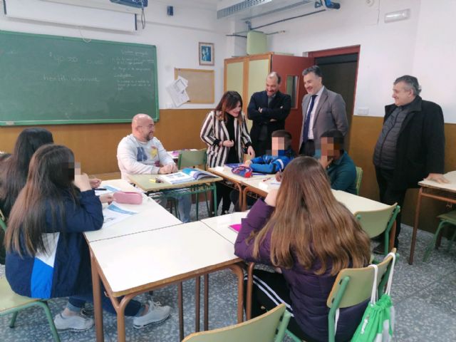 Más de 6.500 alumnos reciben este curso refuerzo educativo en las asignaturas troncales - 1, Foto 1