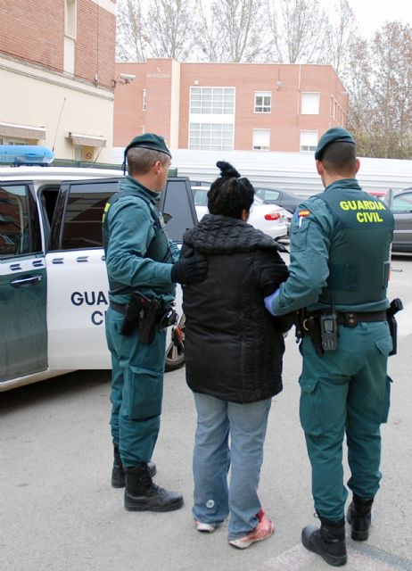 La Guardia Civil detiene a una mujer buscada por la justicia griega por un homicidio - 1, Foto 1