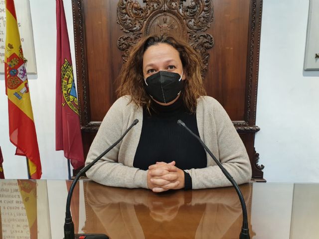 Más de 200 personas solicitan ser adjudicatarias de las 51 viviendas de las que dispone el Ayuntamiento de Lorca en el barrio de San Fernando - 1, Foto 1