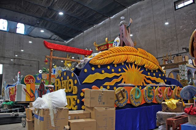 El Ateneo de Sevilla cumplió con el rito de entronizar en la carroza de la Cabalgata del Nacimiento, la imagen del Niño Jesús - 1, Foto 1