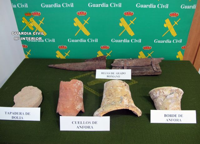 La Guardia Civil recupera media docena de piezas de distintas épocas romanas en un comercio de Murcia - 5, Foto 5