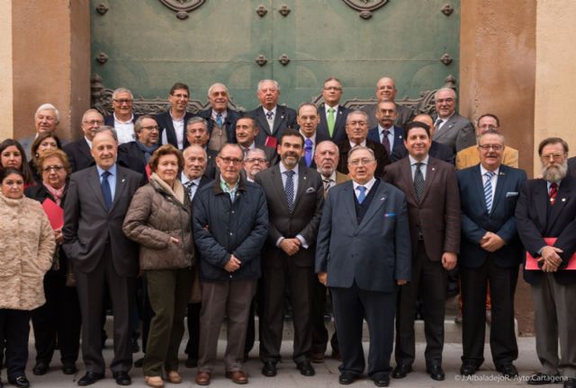 Paqui Bueno López, nazarena mayor de la Semana Santa 2016 - 4, Foto 4