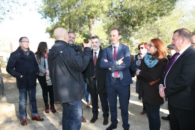 La réplica de la Casa Argárica impulsará el yacimiento arqueológico de La Bastida, Foto 2