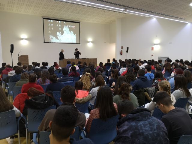 El Presidente del Consejo de la Transparencia de la Región de Murcia en el IES Francisco Ros Giner - 4, Foto 4