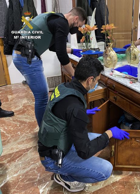 La Guardia Civil desmantela en Cieza un clan familiar dedicado al cultivo, elaboración y tráfico de droga - 2, Foto 2