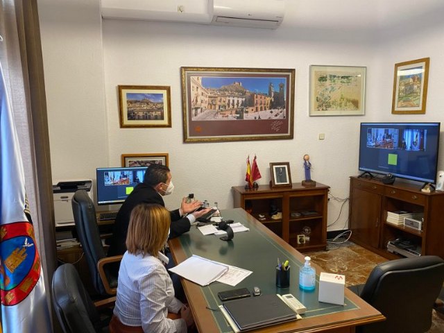 Juan Jesús Moreno y Alicia Zapata mantienen un encuentro con la consejera de Empresa para tratar sobre la situación de los sectores afectados por las restricciones - 1, Foto 1