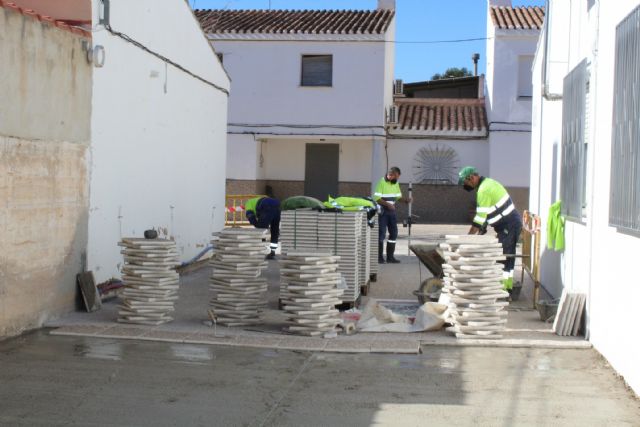 Comienzan las obras de renovación de infraestructuras de las calles Paraíso y travesías de los Cipreses y Rosales - 1, Foto 1