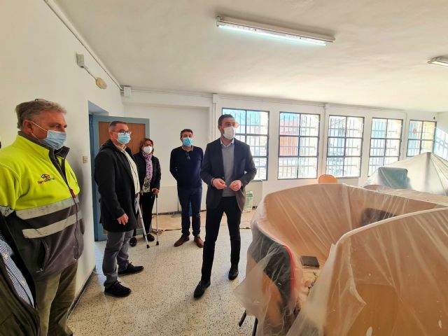El Ayuntamiento de Caravaca reforma el antiguo colegio de Navares como espacio cultural y educativo al servicio de los vecinos - 1, Foto 1