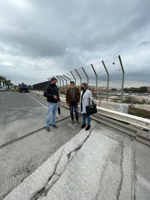 El puente de Ronda Sur va a ser más seguro y estable gracias a la mejora de la pavimentación en 44 metros - 2, Foto 2