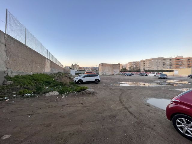 Mari Carmen Moreno lleva dos años vendiendo humo con los aparcamientos disuasorios pero no ha llevado a cabo ningún proyecto - 2, Foto 2