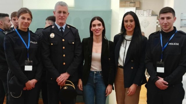 Ms agentes de Polica Local para Alhama de Murcia, Foto 1