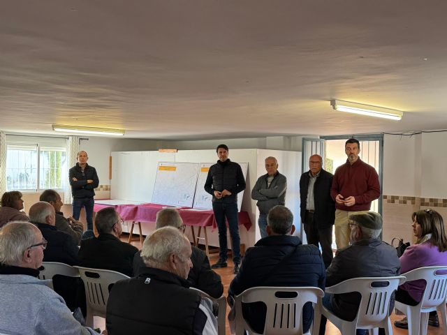 El Gobierno local presenta a los vecinos de la urbanización El Romeral las obras previstas para 2025 - 3, Foto 3