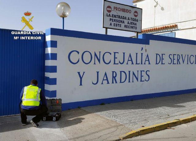 La Guardia Civil detiene al presunto autor de un robo en unas instalaciones municipales de Jumilla - 4, Foto 4