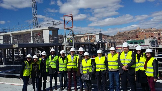 El Ayuntamiento rubrica su incorporación para reconstruir el barrio de San Fernando - 2, Foto 2