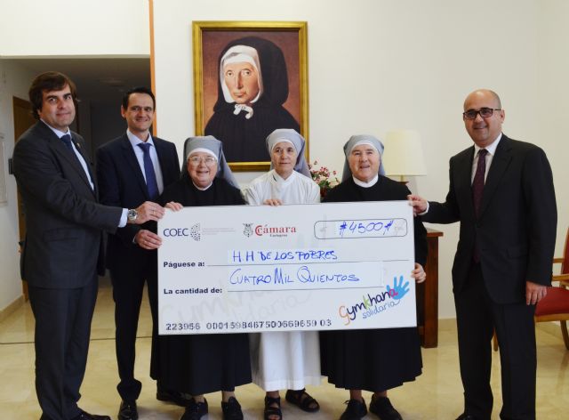 COEC, la Cámara de Comercio de Cartagena y Repsol entregan 4.500€ a las Hermanitas de los Pobres - 1, Foto 1