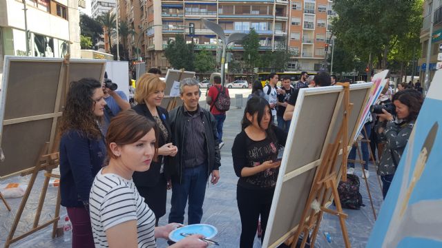 La Comunidad conmemora el Día Internacional de La Mujer con una muestra de arte urbano - 1, Foto 1